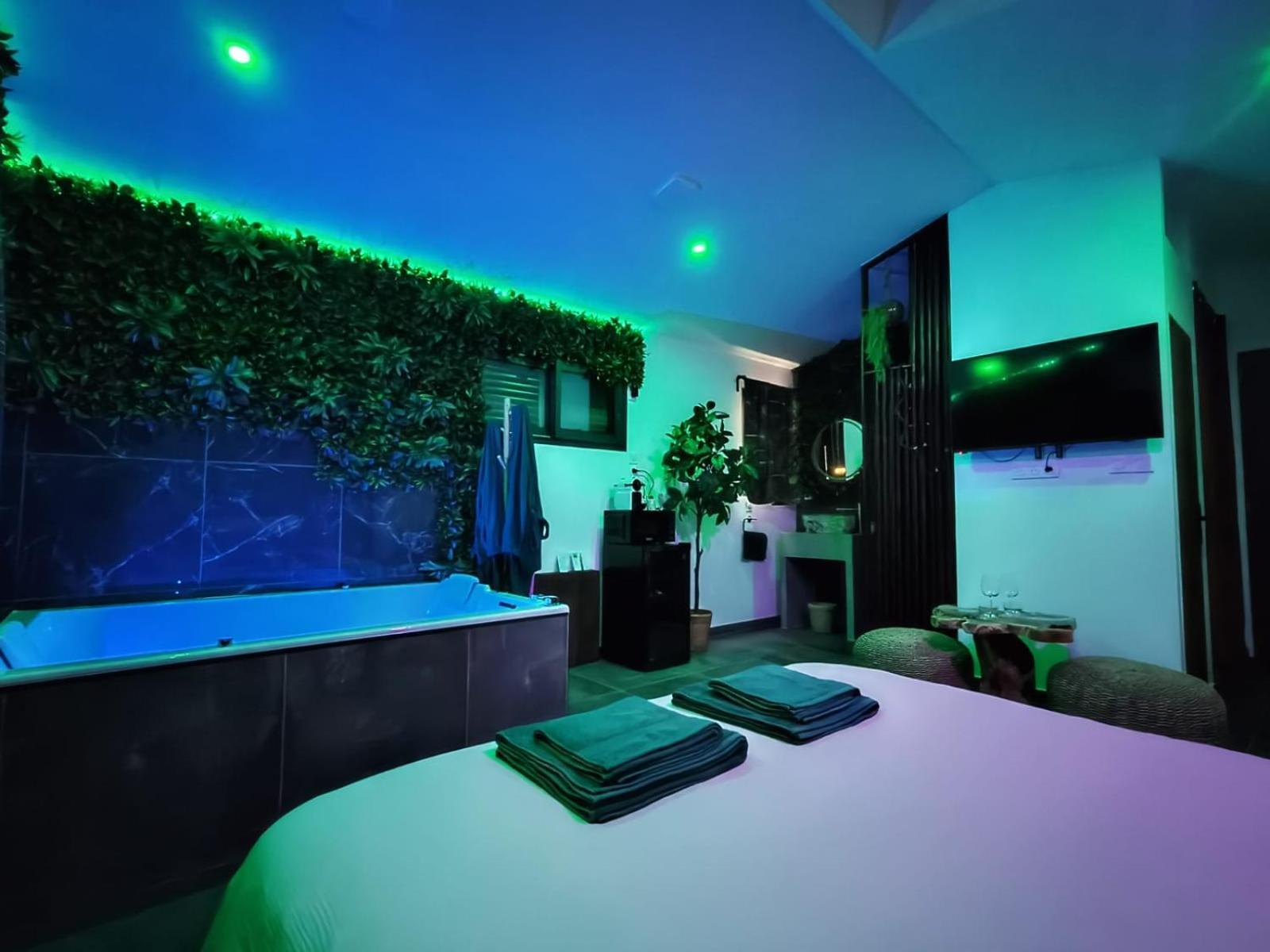 La Jungle Room Роньяк Экстерьер фото